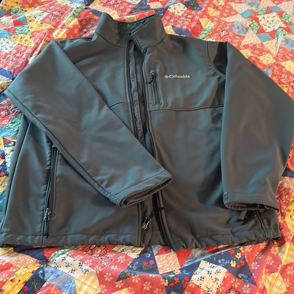 !! OFFERS WELCOMED!! Men’s Columbia Ascender Jacket Sz.Large Grey